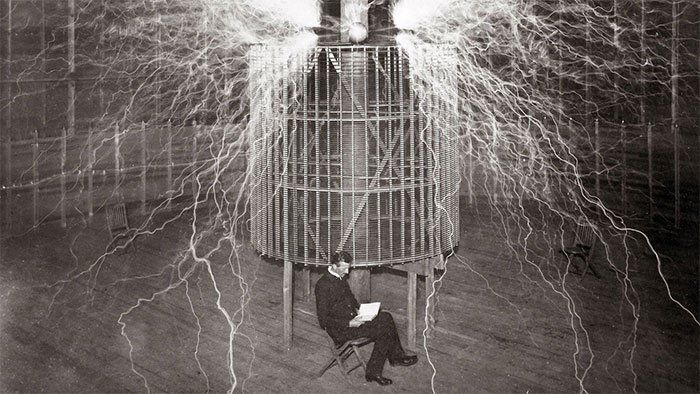 Nikola Tesla là ai? Cuộc đời kỳ lạ và những phát minh của ông - IAS Links
